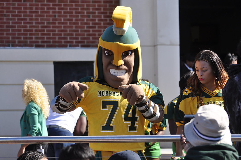 NSU Mascot sparty on the yard