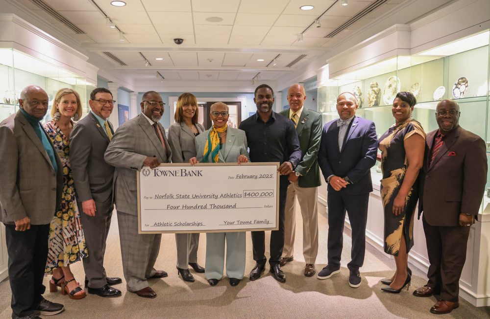 NSU Celebrates $400,000 TowneBank Gift