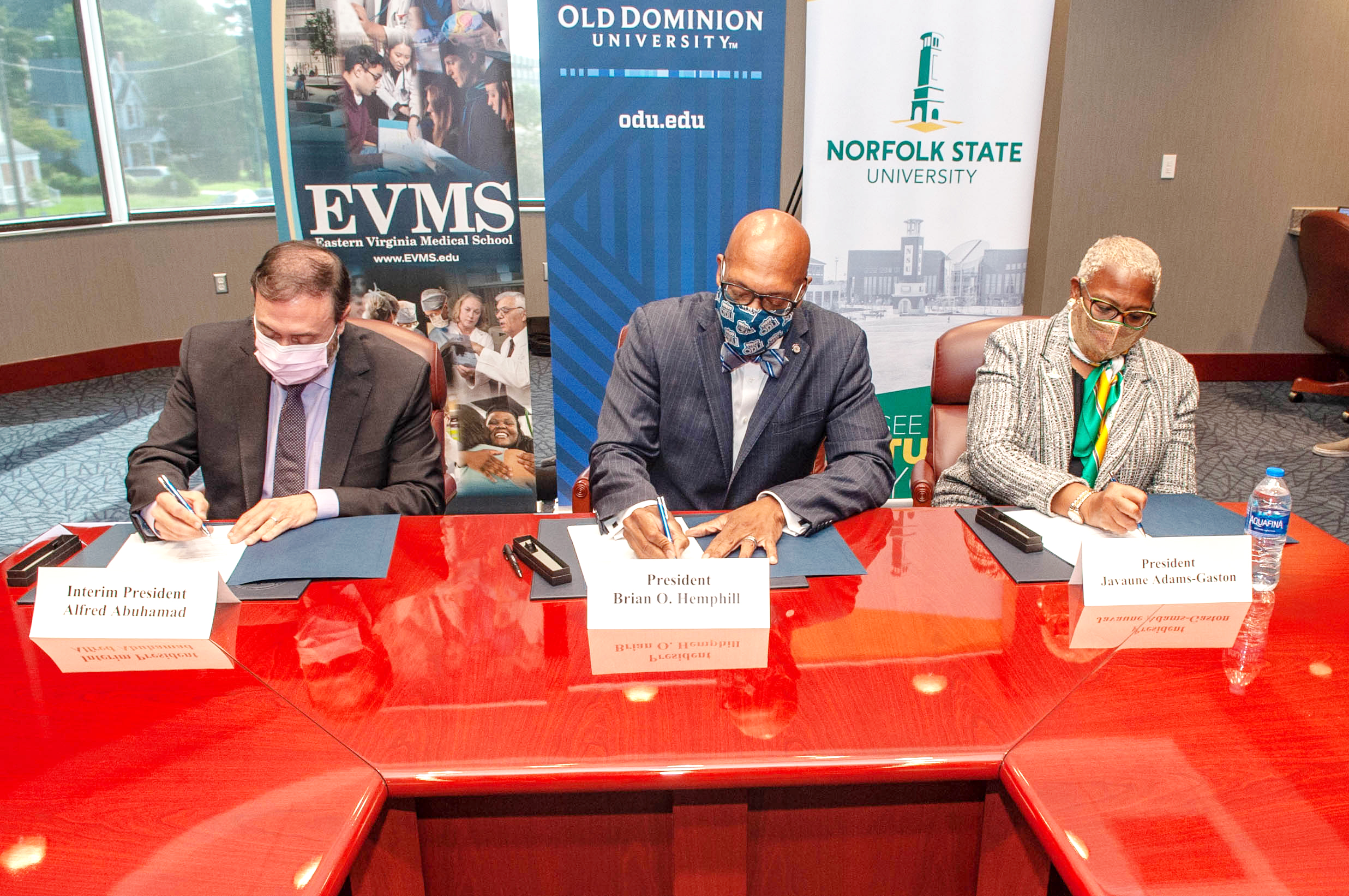 three presidents sign new school of public health agreement