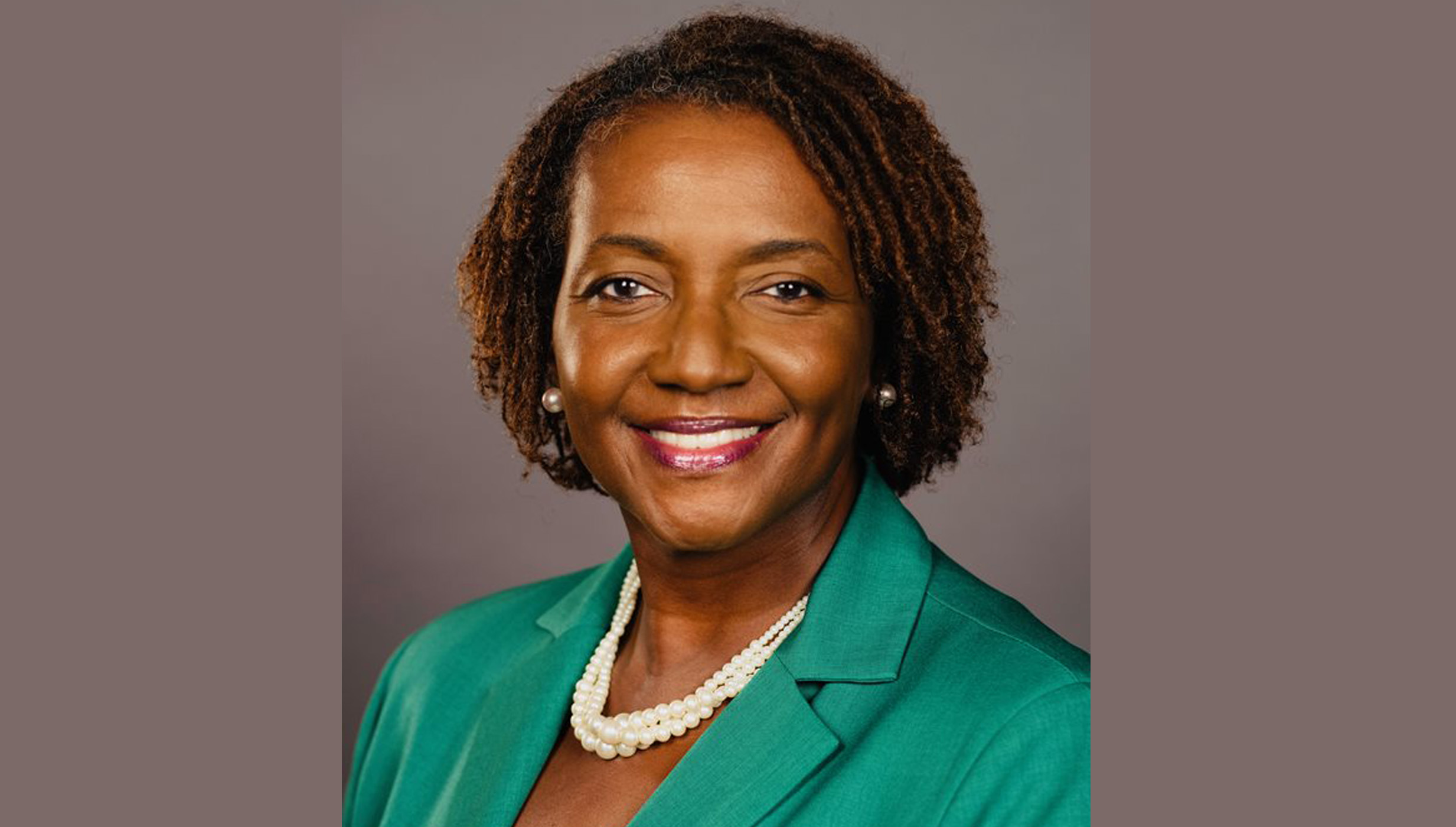 Dr. Cynthia Nicholson