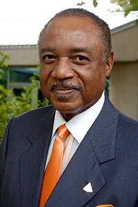 Dr. James E. Savage Jr.