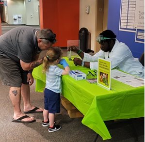 kids at NanoDay event